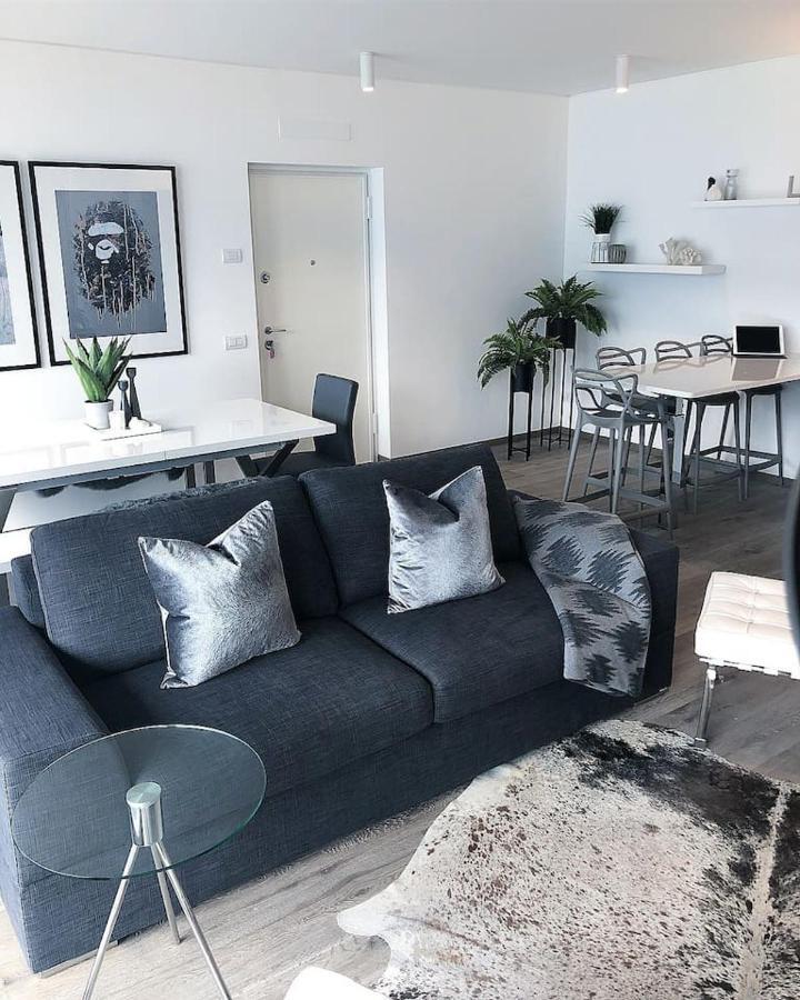 Ferienwohnung Ulivi Luxury Loft & Pool - The House Of Travelers Carate Urio Exterior foto